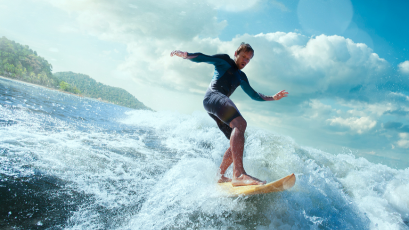 Gustavo Luíz Guilherme Pinto revela como o surf melhora o condicionamento físico e o bem-estar mental