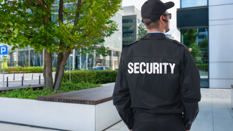 Prefeito Reinaldinho é homenageado pela Polícia Militar e reforça política de segurança em São Sebastião