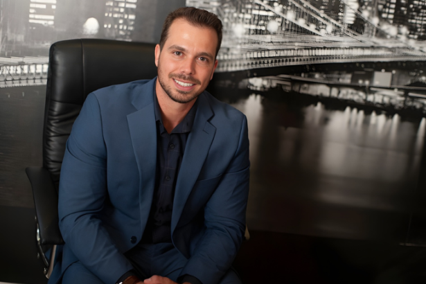 Entenda com Felipe Rassi como a segurança jurídica orienta a compra de precatórios e direitos creditórios e reduz riscos para investidores e empresas.